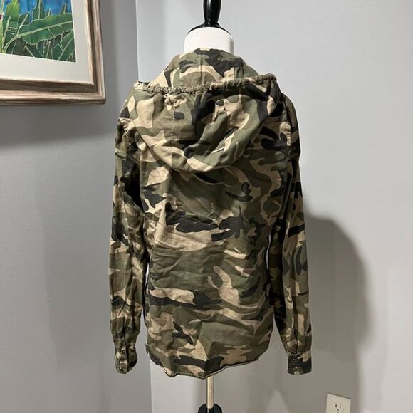Wet Seal 100% Cotton Hooded Camouflage Button Up Long Sleeve Shirt Size Large - Picture 6 of 7